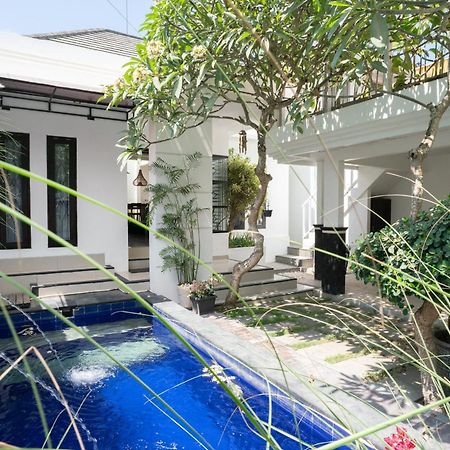 Gilang Balangan Villa Jimbaran Buitenkant foto